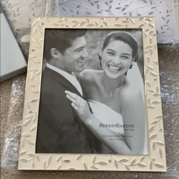 New picture frame - Picture 2 of 2